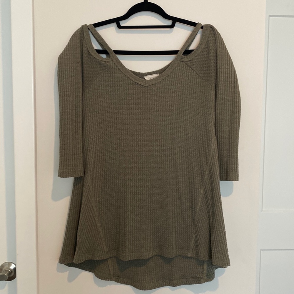El Bloom Sweater
